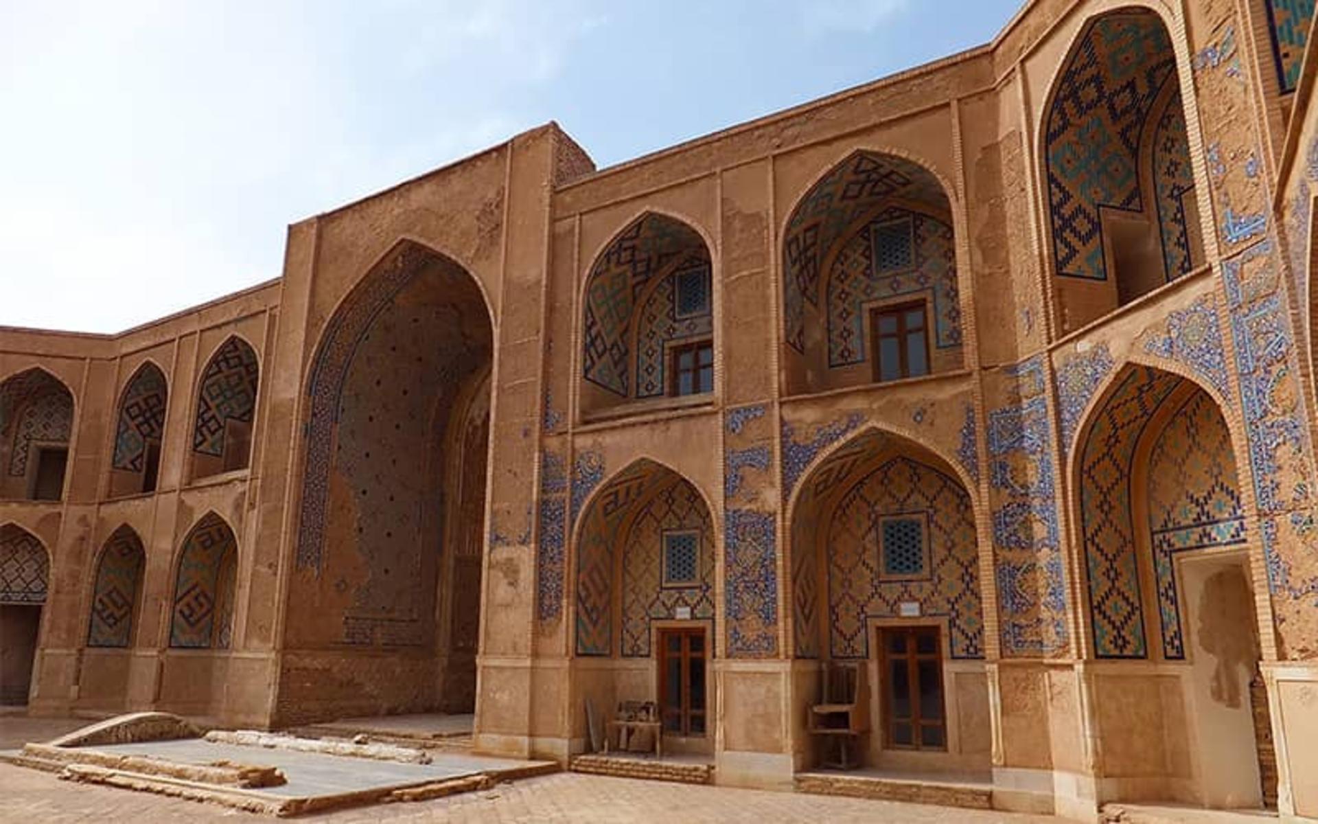 مدرسه غیاثیه خرگرد