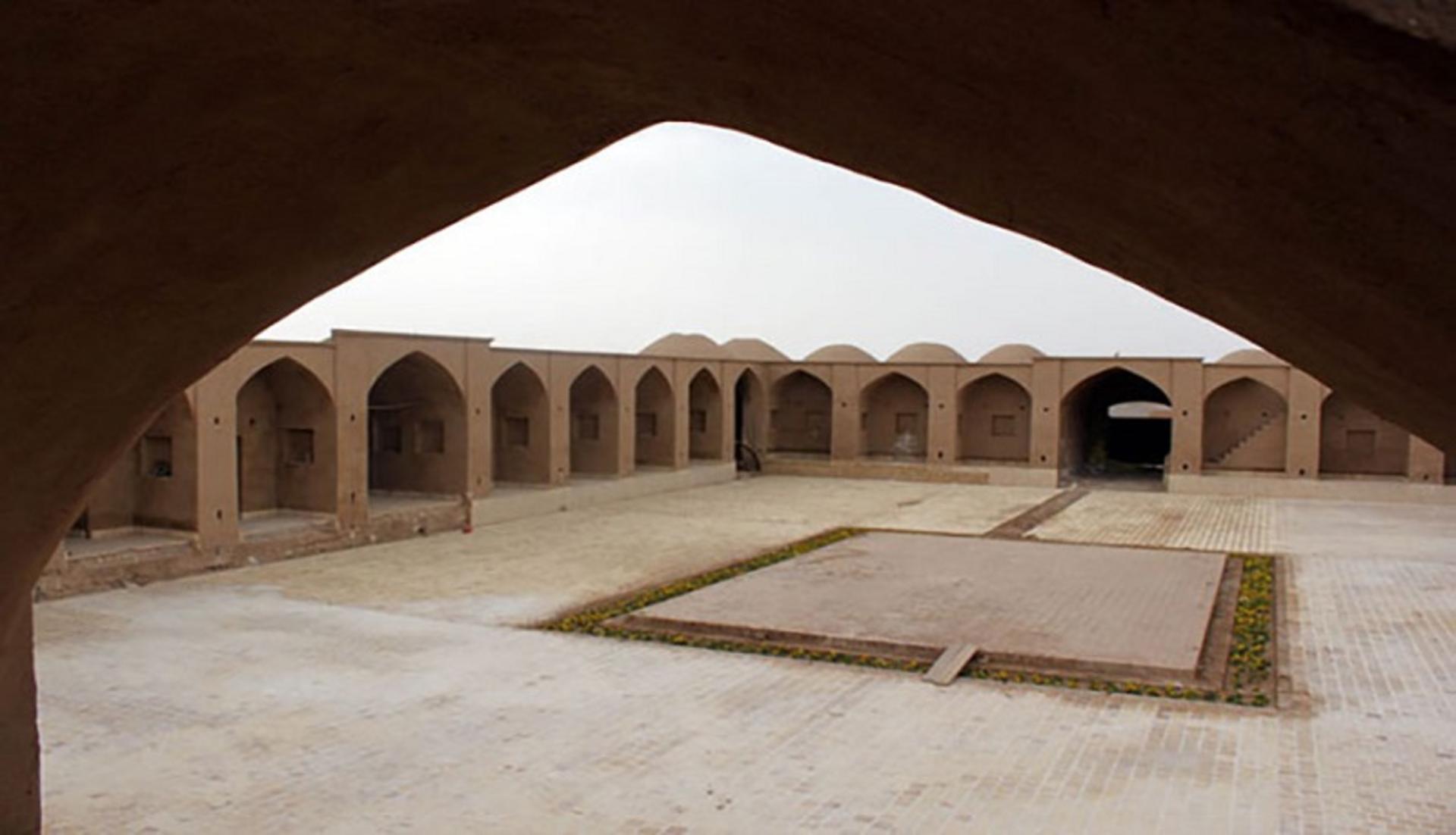 رباط کهنه سریزد