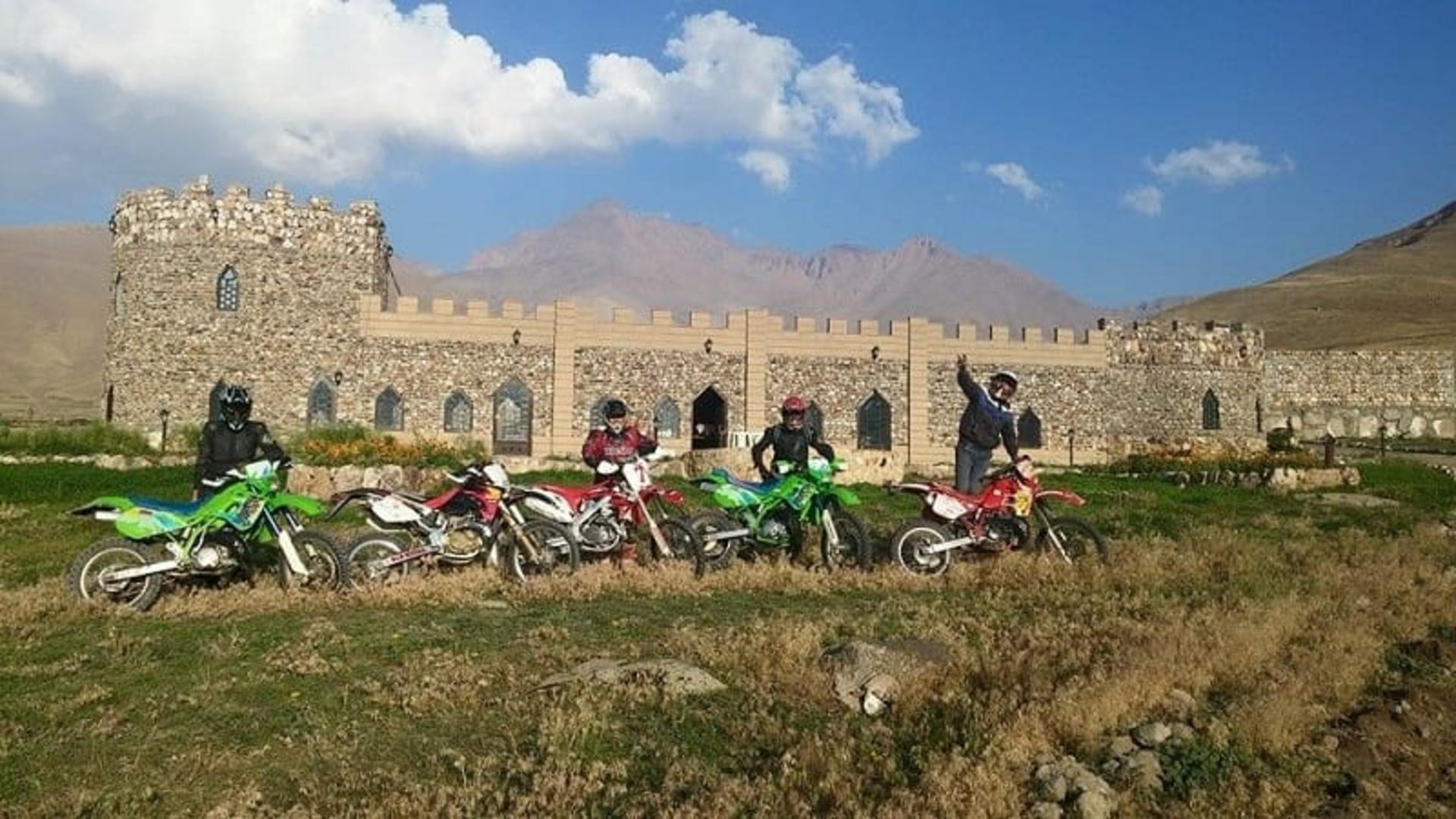 اکو کمپ عشایری دورنا