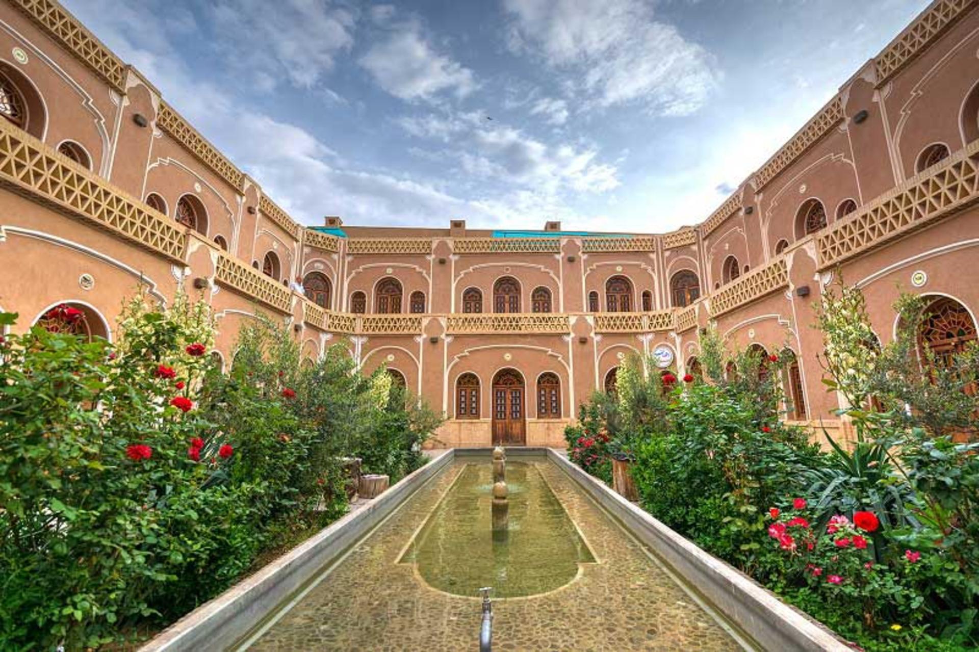 کاروانسرای مشیر