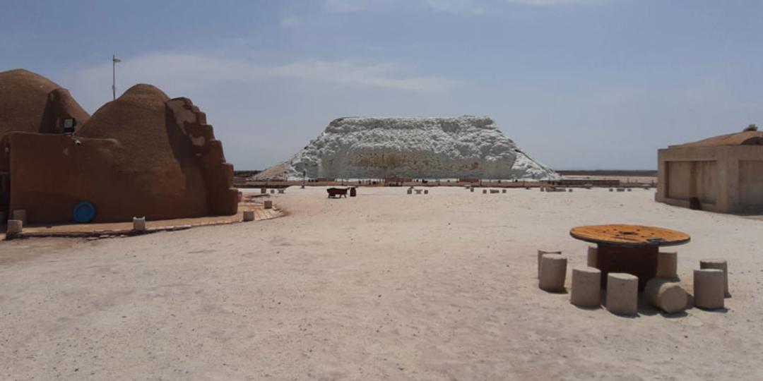 نمای محوطه دهکده نمکی پتاس