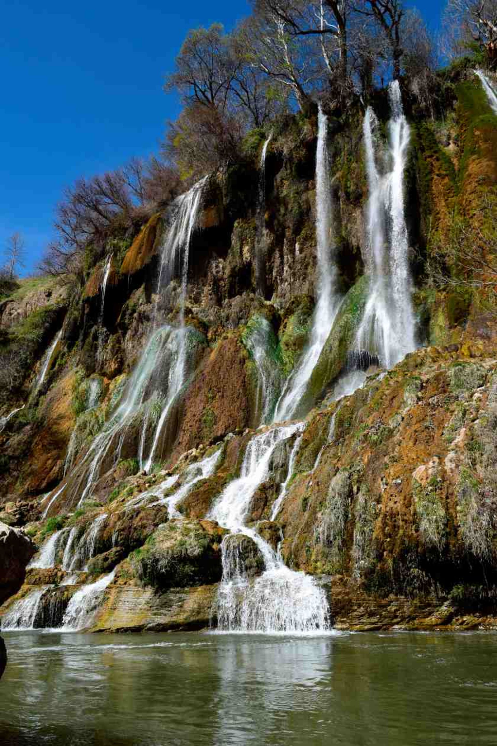آبشار بیشه در استان فارس