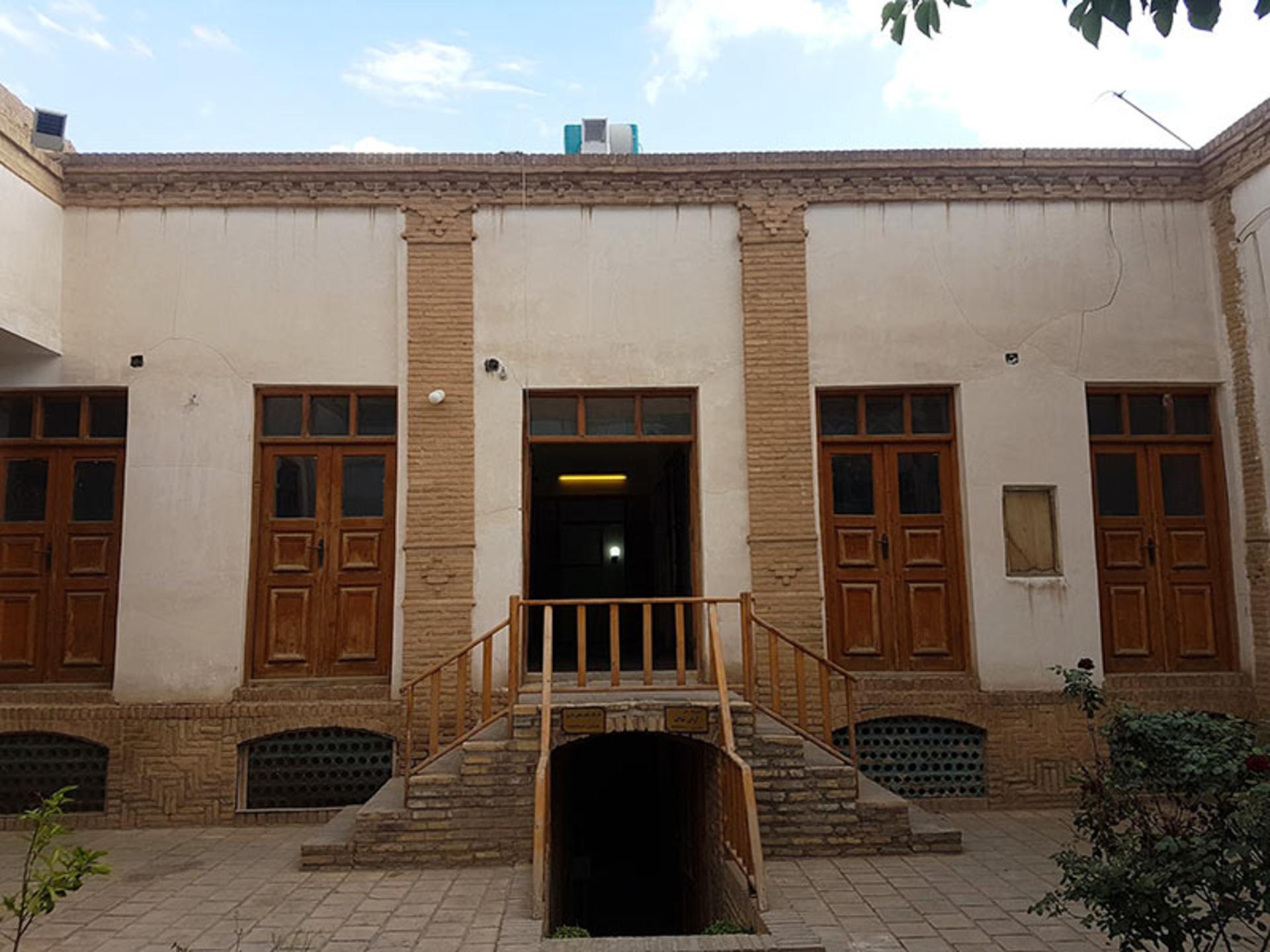 اندرونی خانه تدین سمنان 