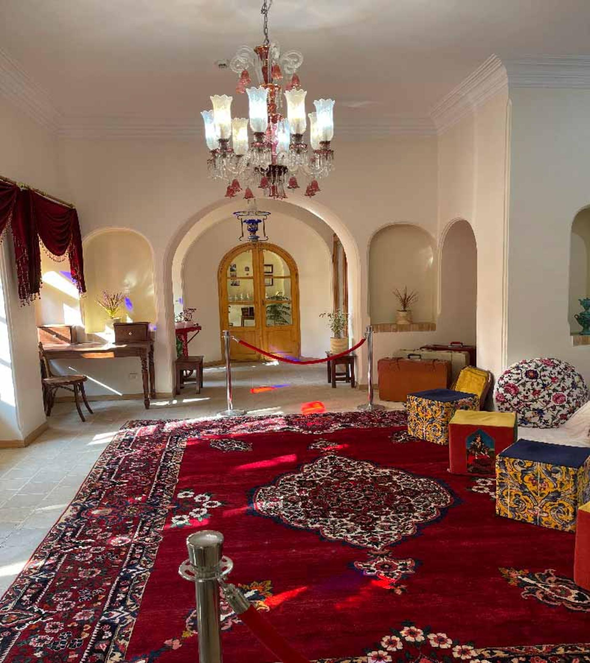 طراحی داخلی خانه اوقات فراغت دبیرالملک 
