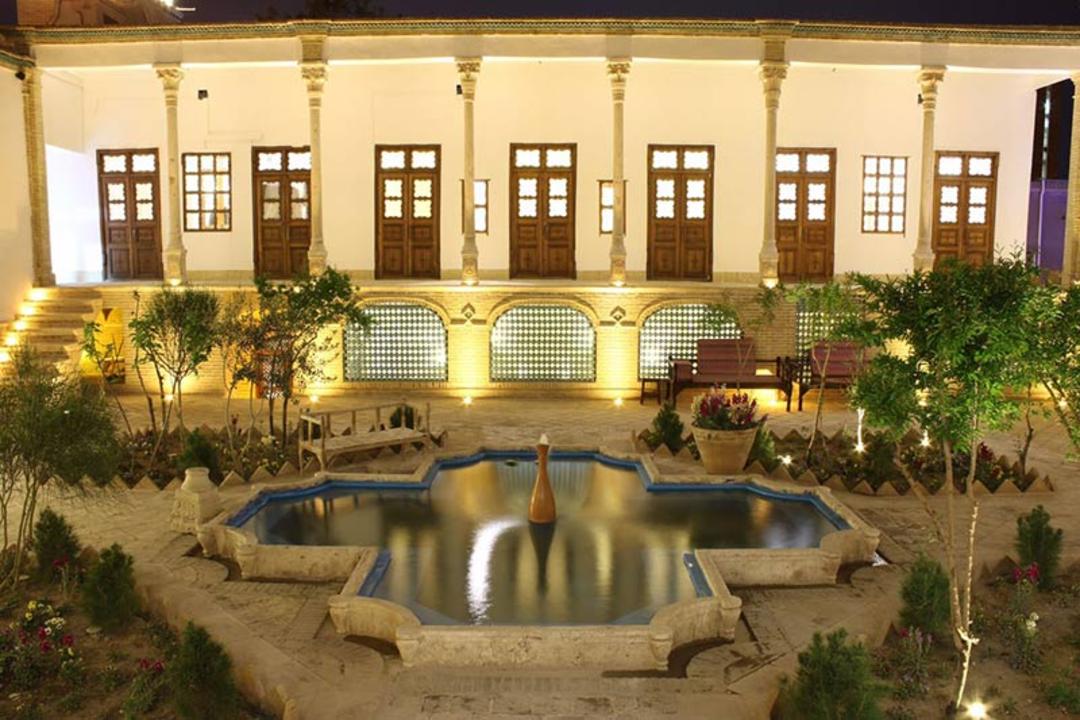 خانه یزدان پناه در شهر قم
