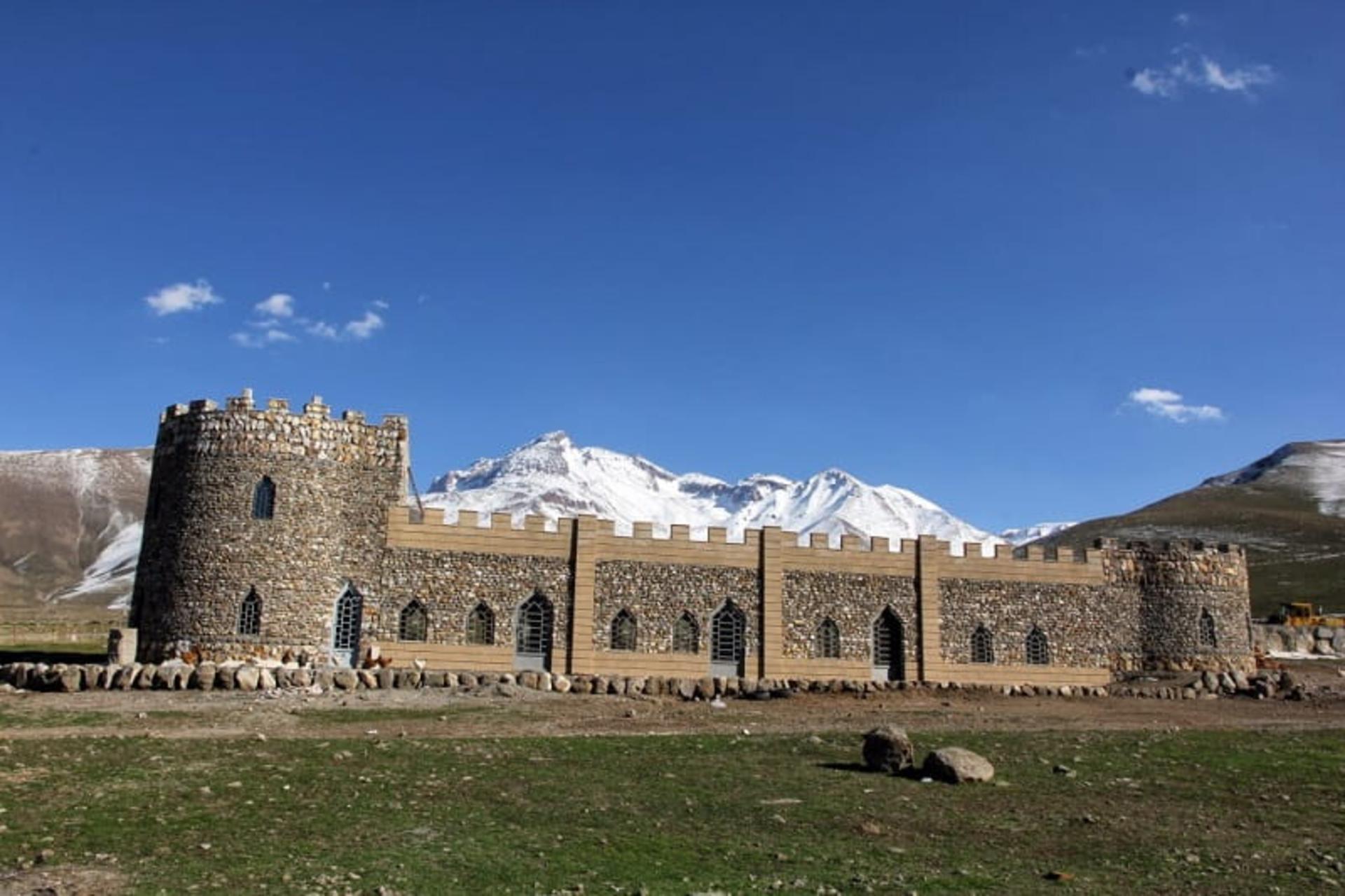 نمای بیرونی اکو کمپ عشایری دورنا