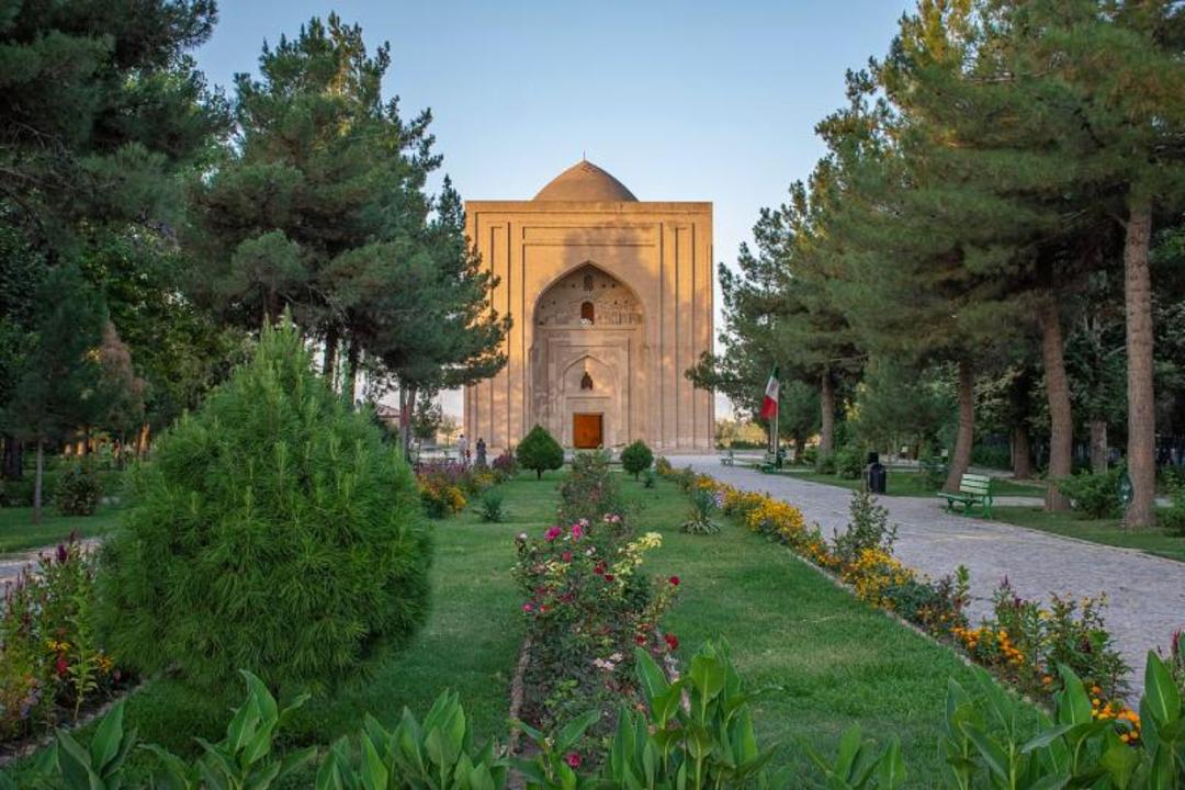 گنبد هارونیه