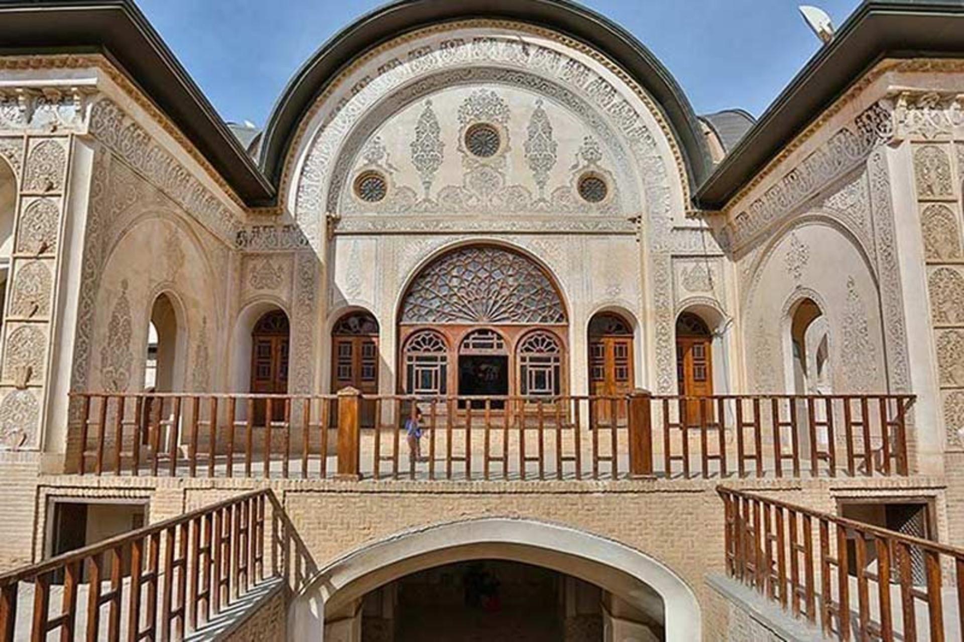 جزییات معماری خانه طباطبایی‌ها 