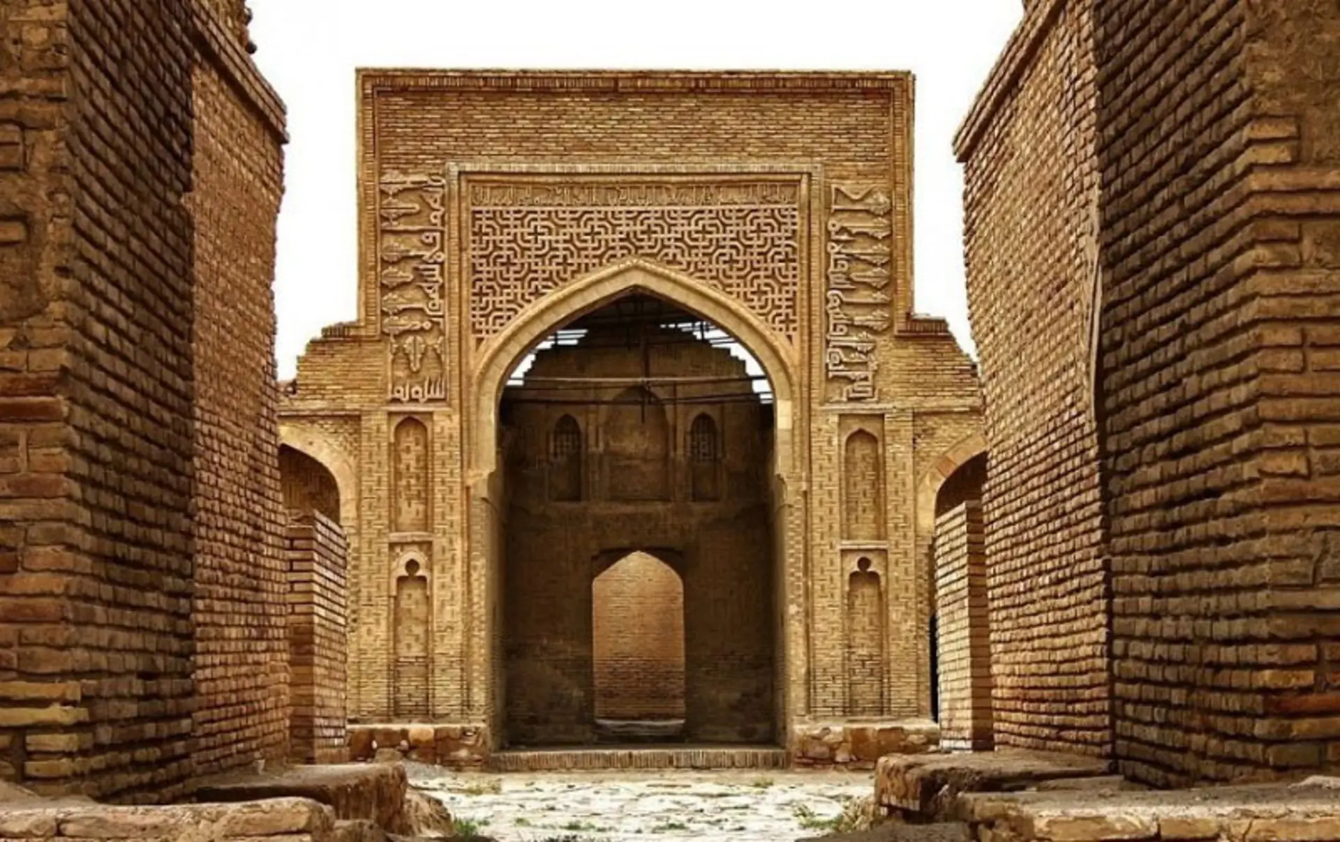 کاروانسرای رباط شرف