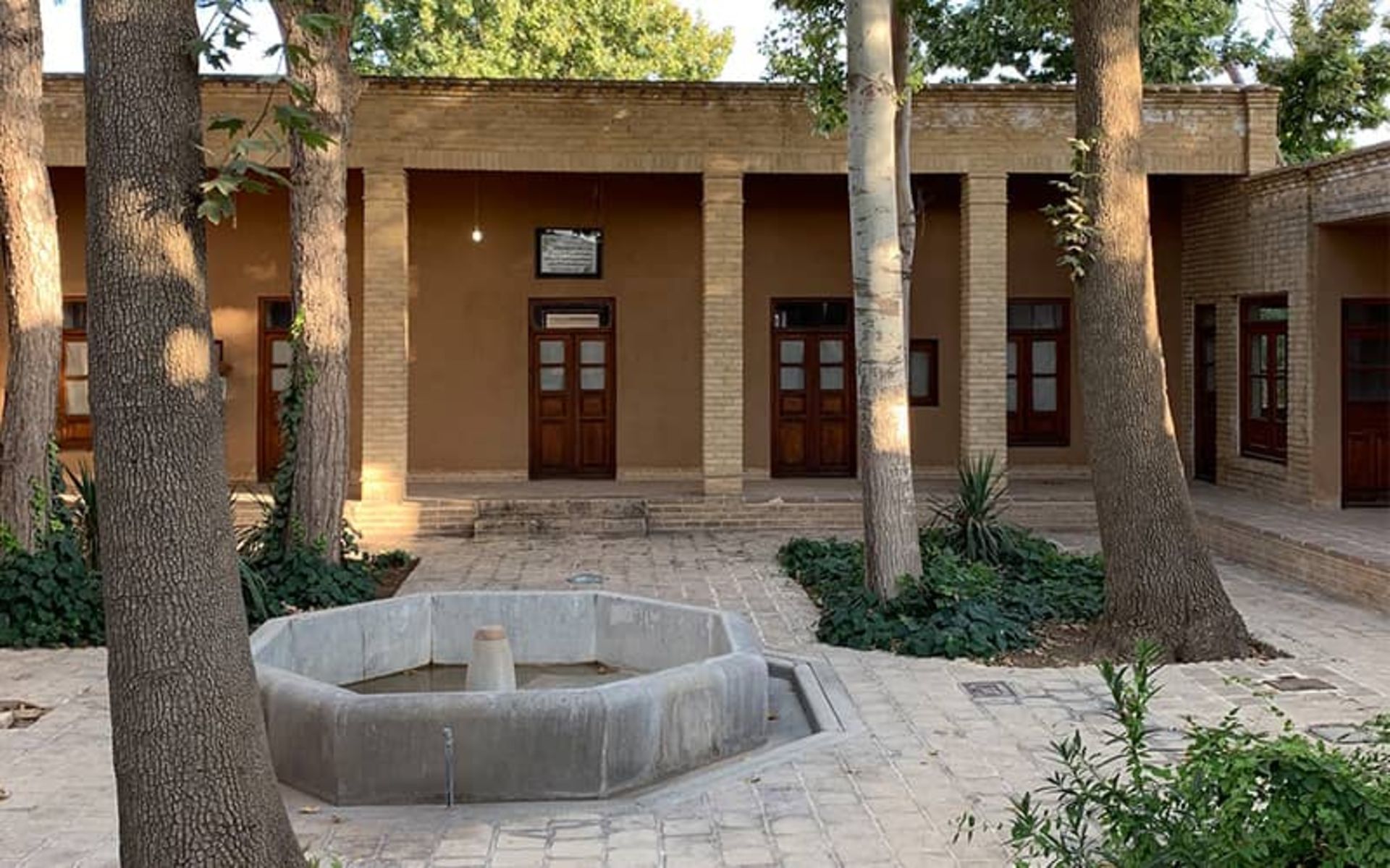 بیت امام خمینی