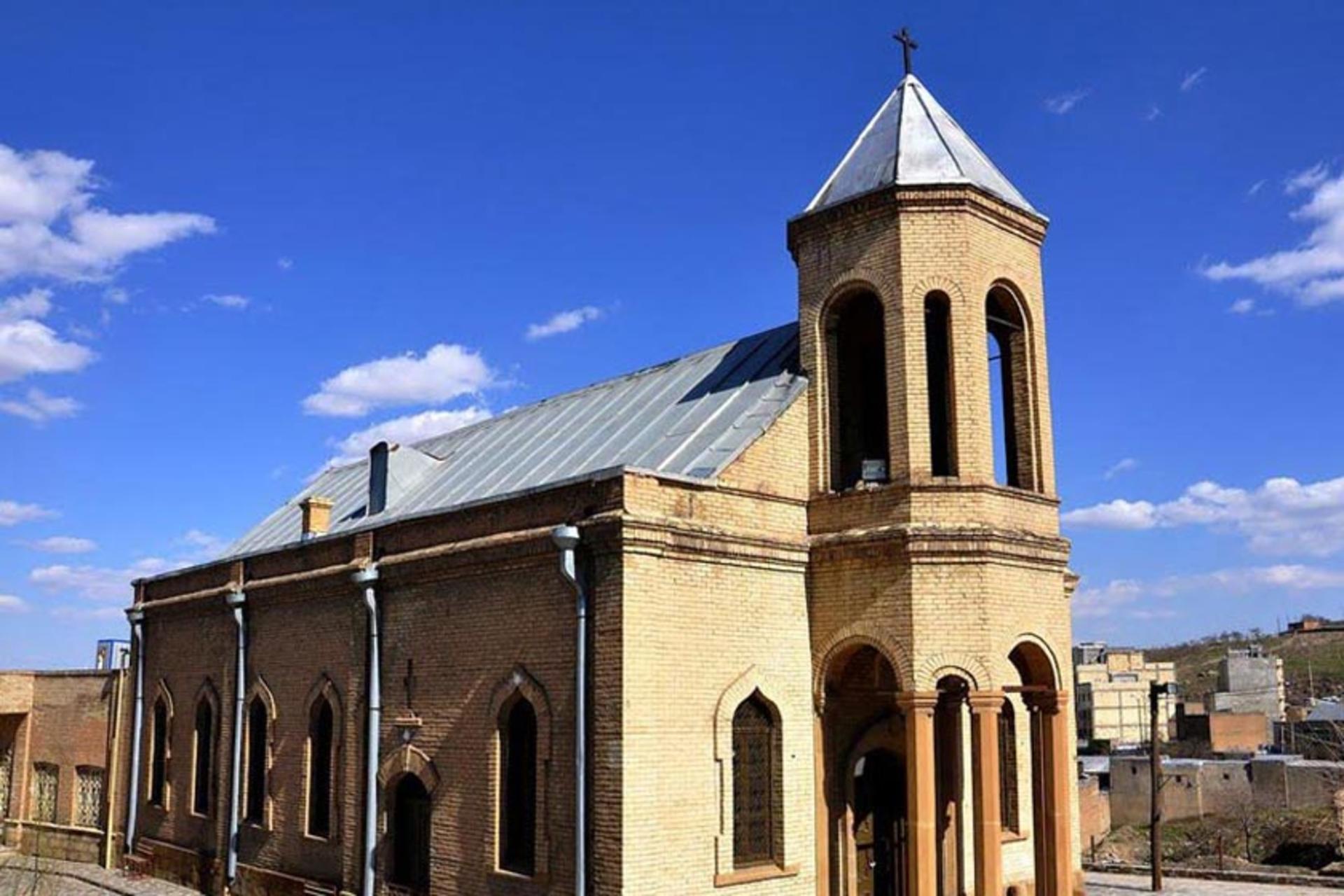 بناهای تاریخی همدان
