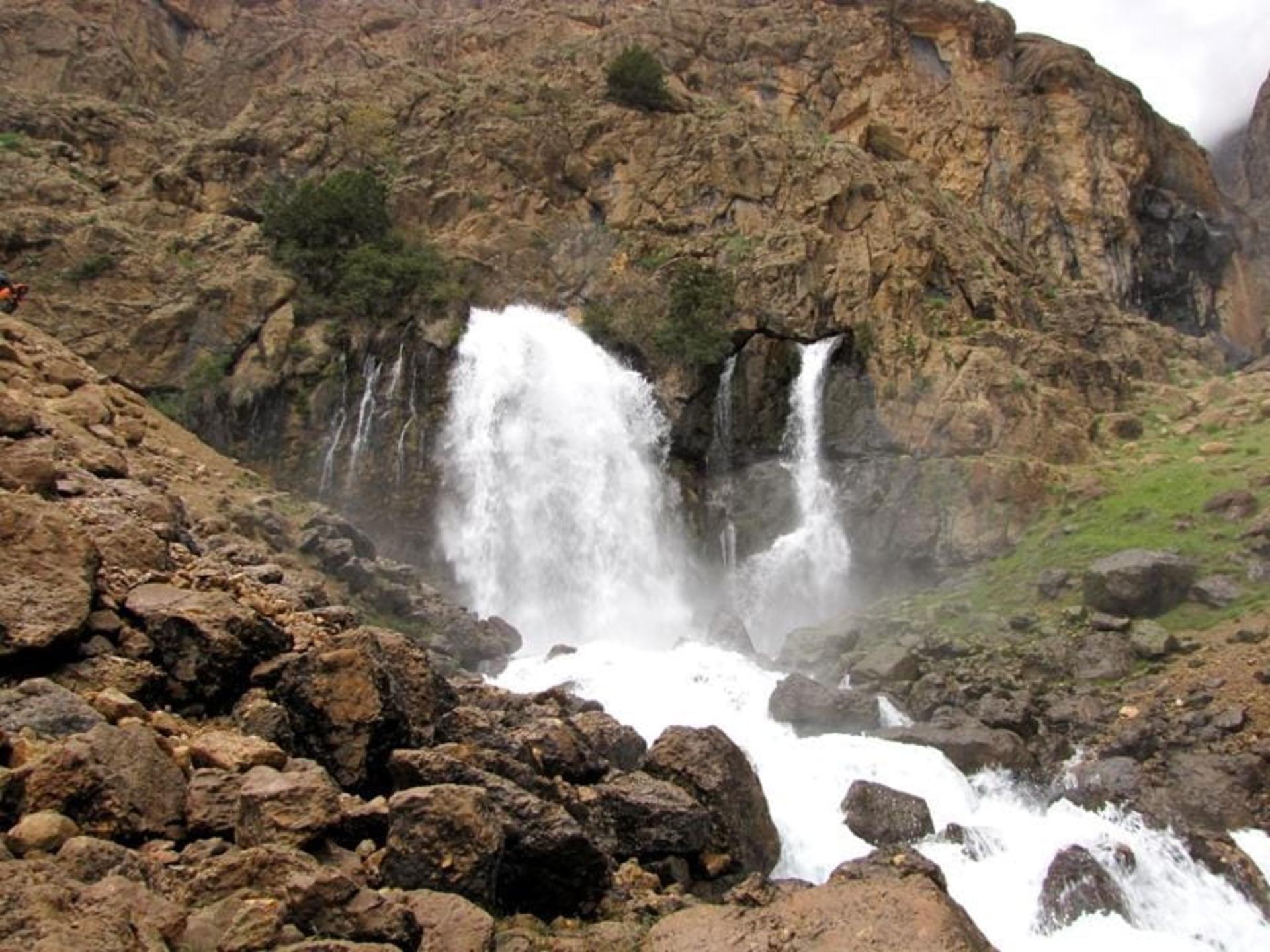 آبشار چکان
