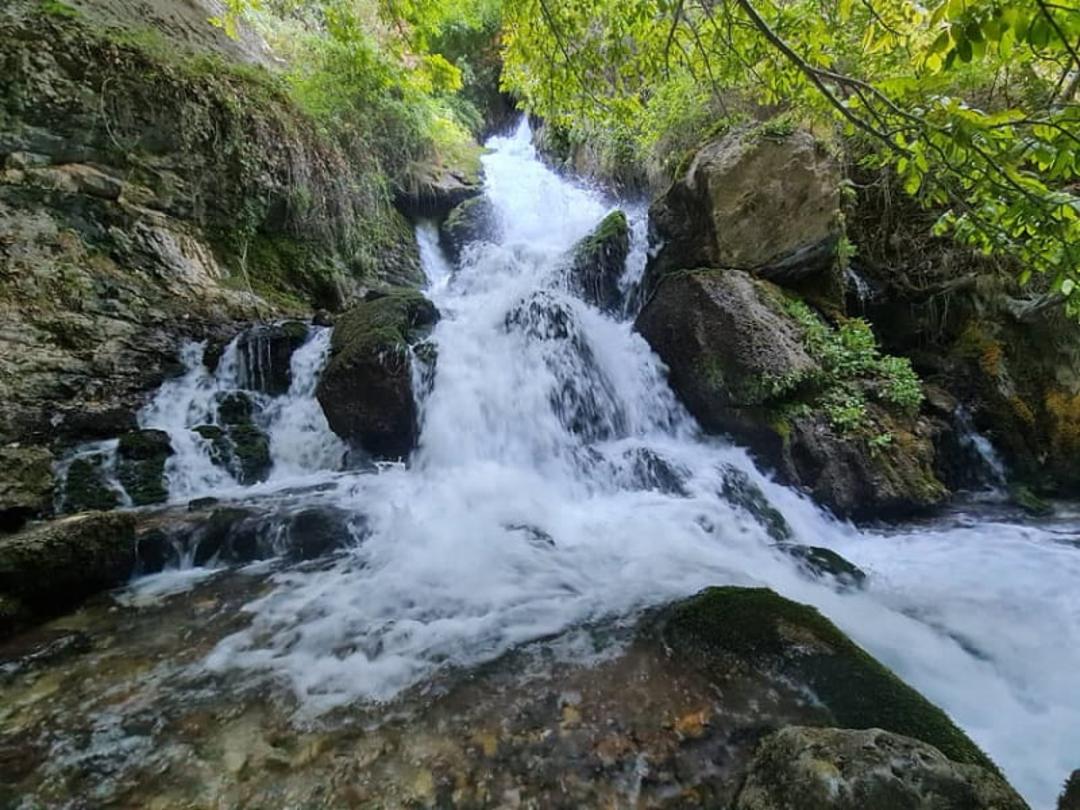 آبشاز دره آتیشگاه