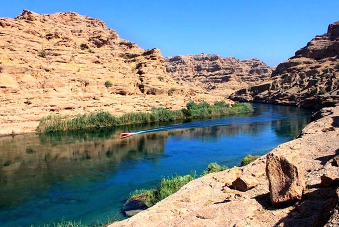 دره چال کندی در مسیر رودخانه دز 