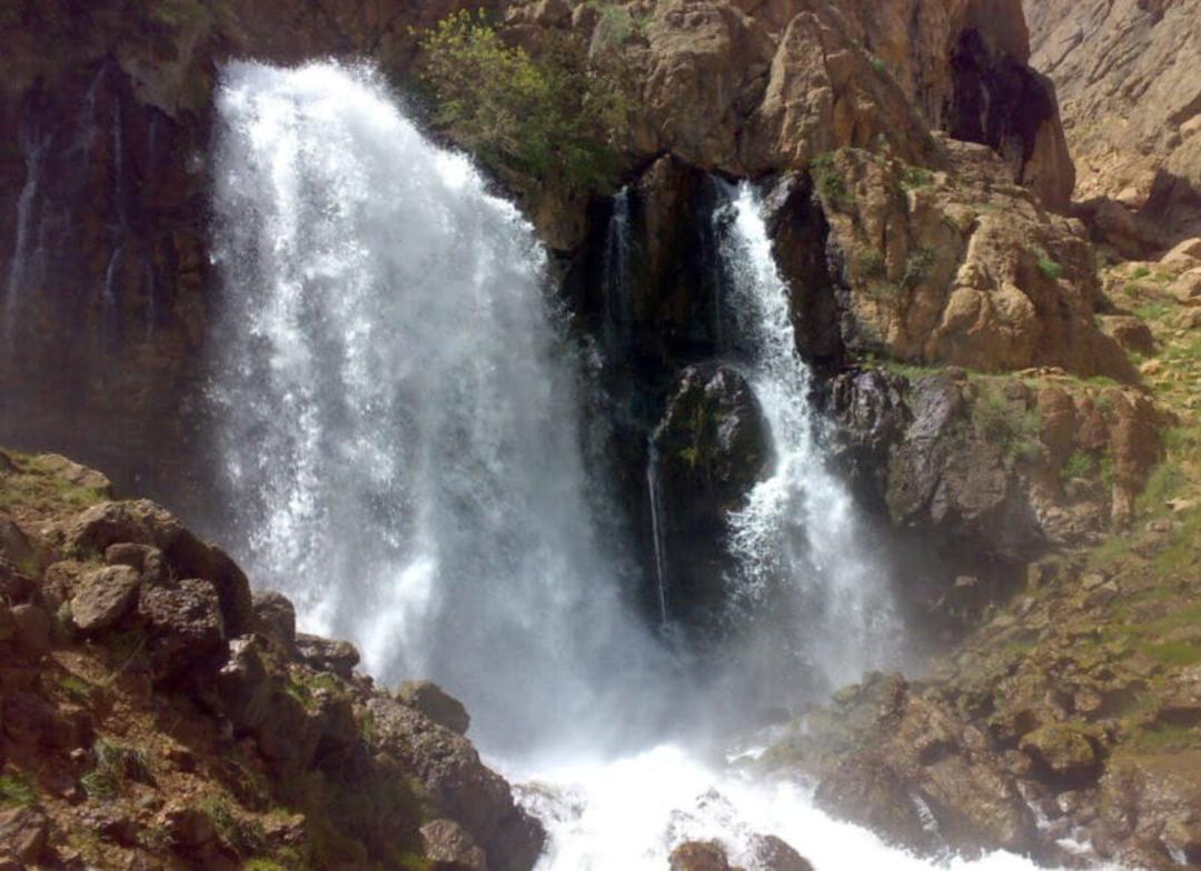 آبشار چکان