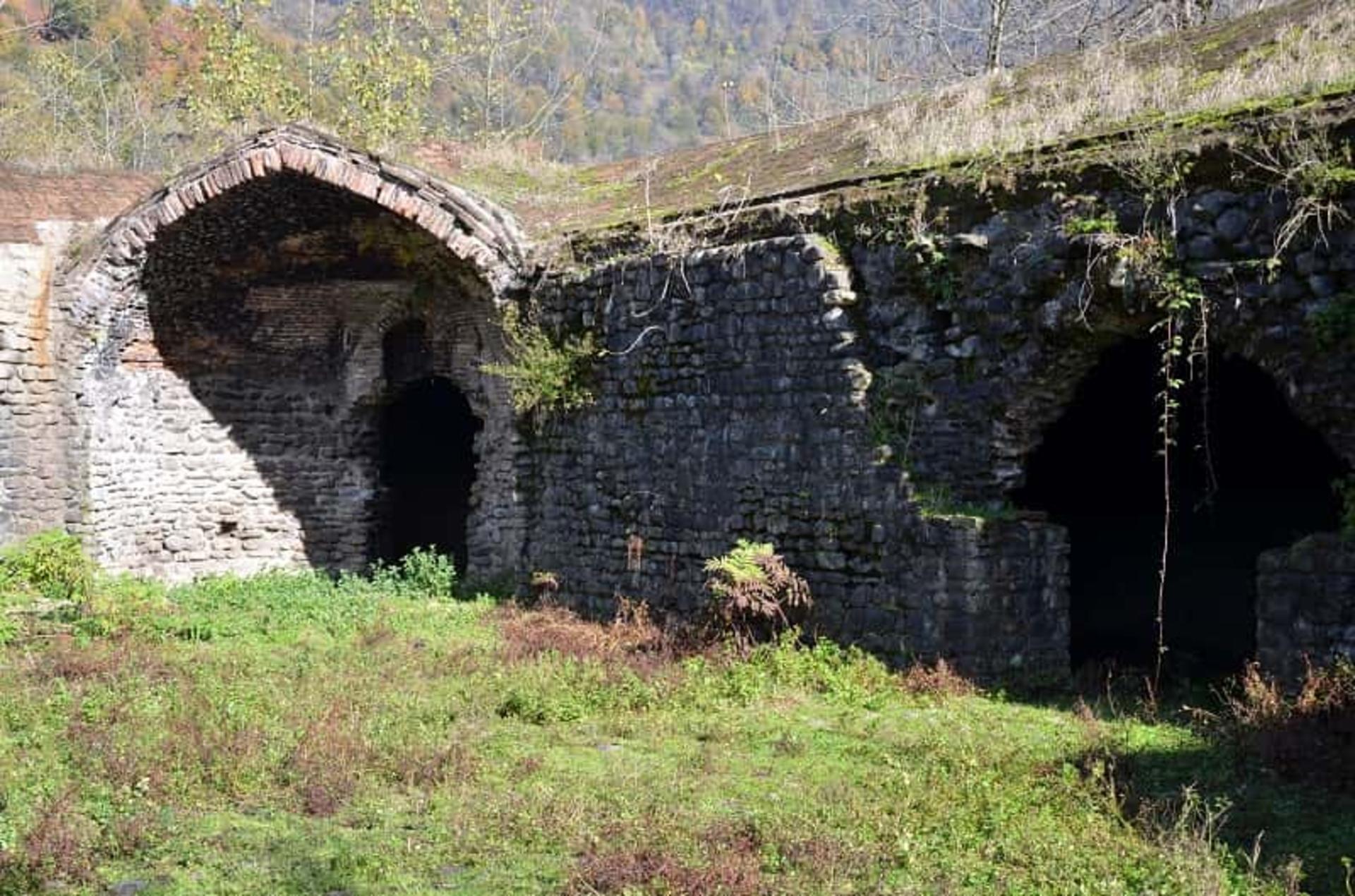 کاروانسرای تی تی گیلان