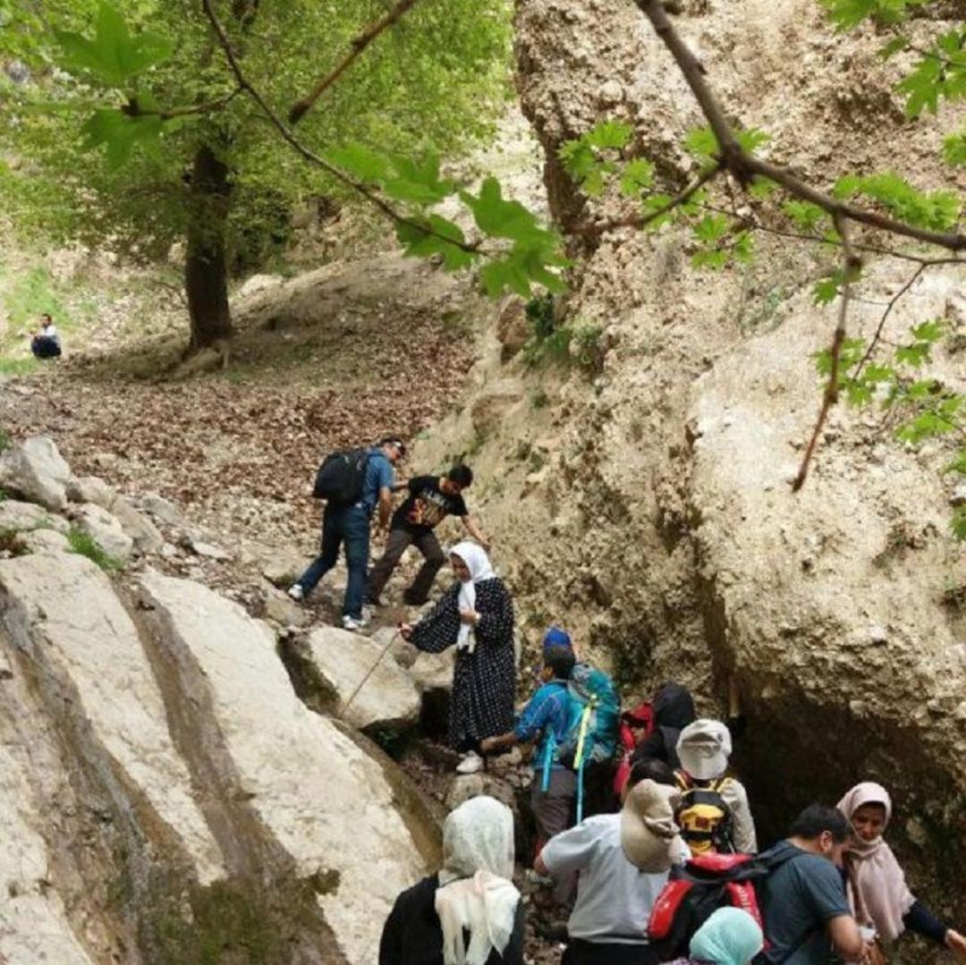 پباده روی تا آبشار شیوند