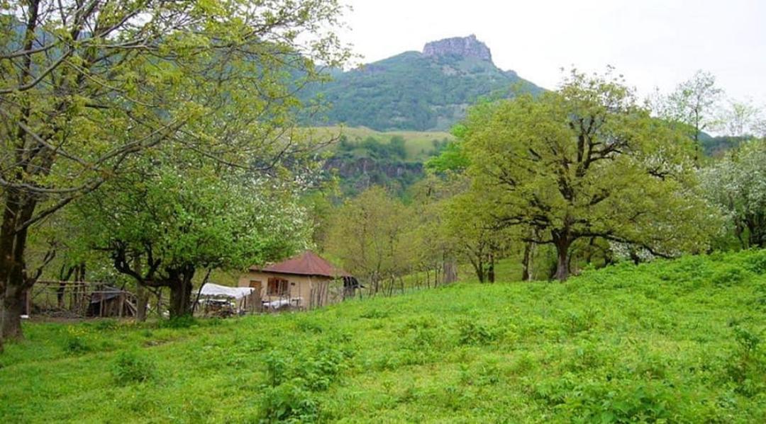 روستای گیلاده