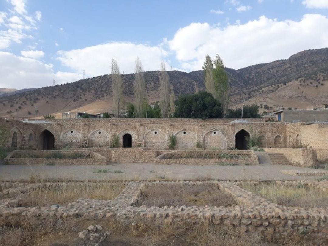 کاروانسرای دهذر