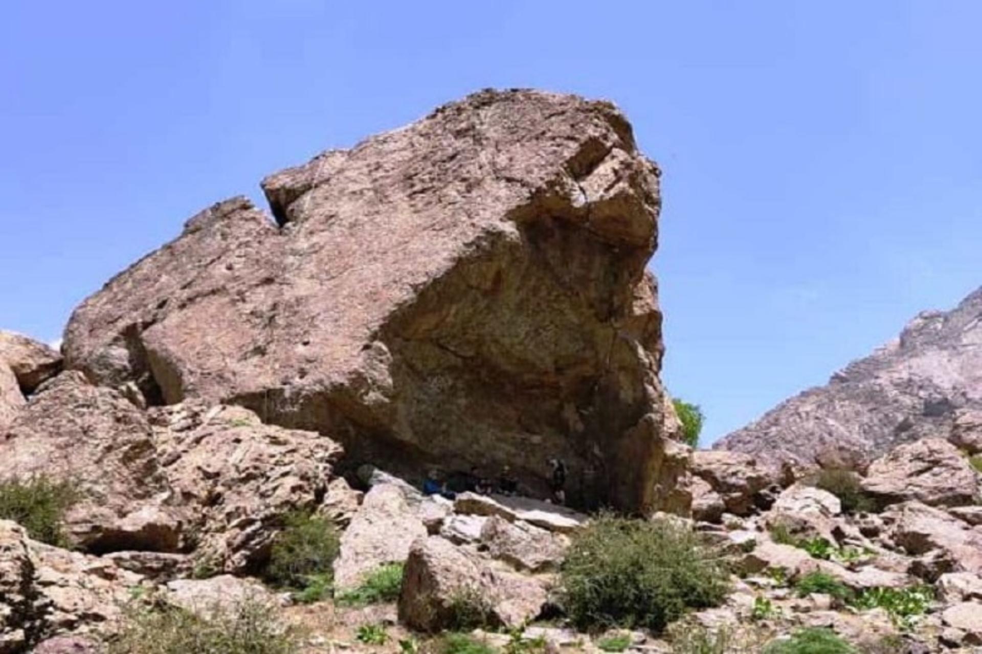 منطقه سنگ‌نوردی بند یخچال