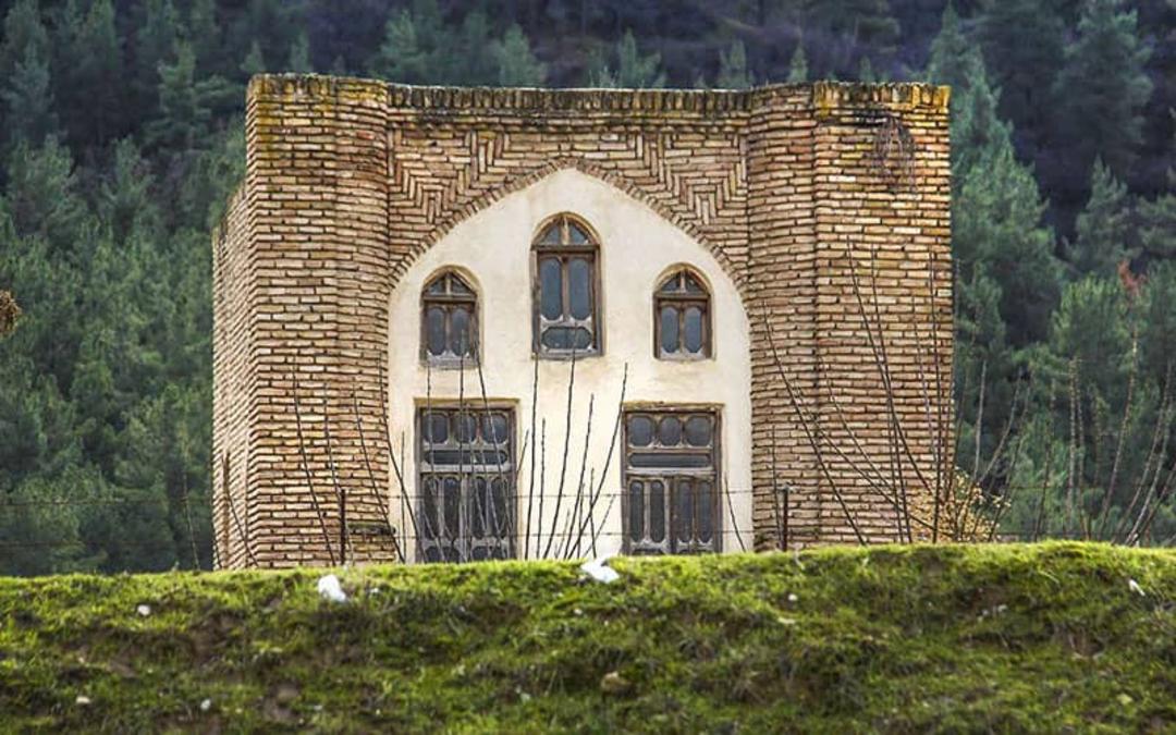 مدرسه و مسجد کریم ایشان 