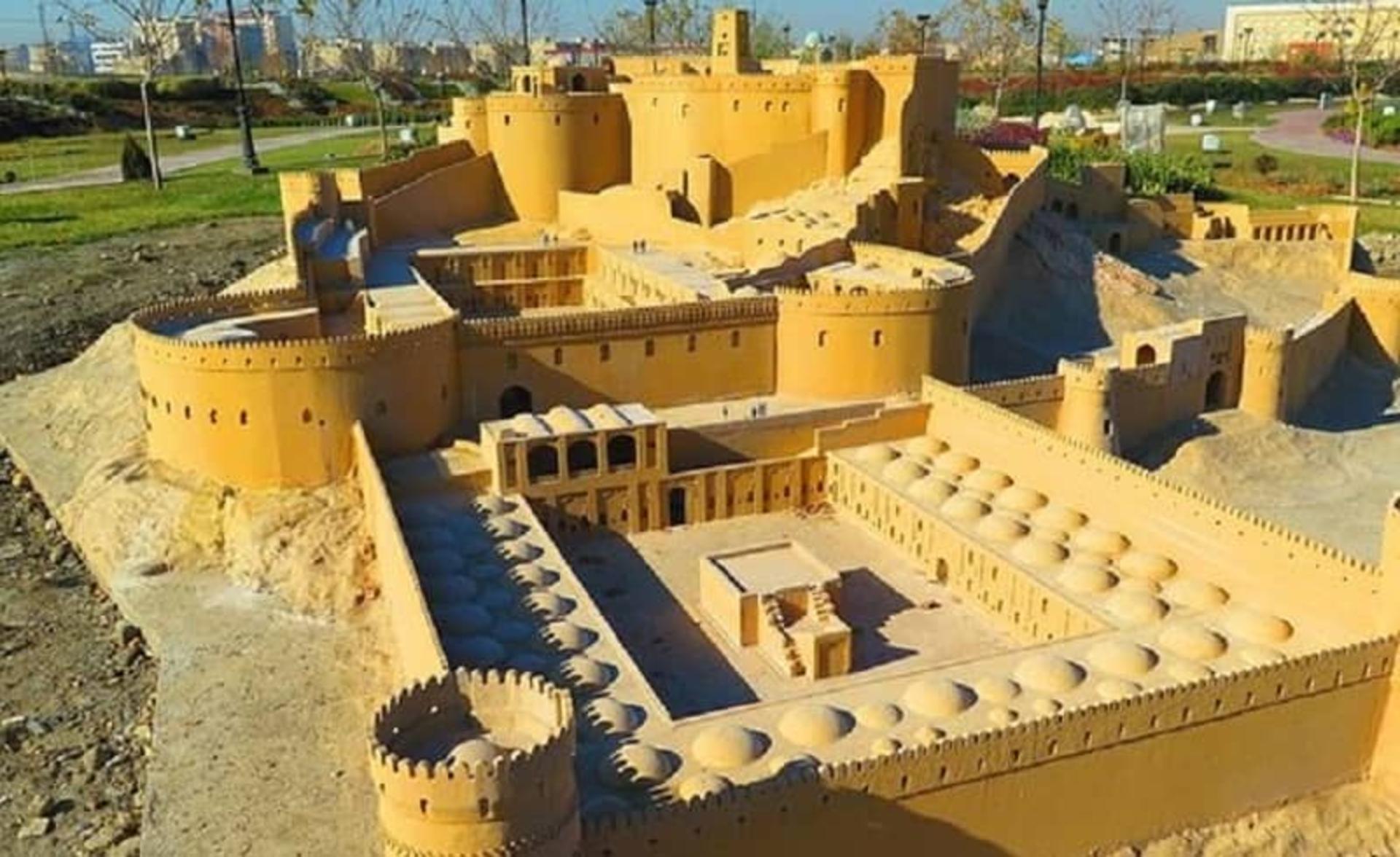 ماکت ارگ بم در پارک مینیاتوری مشهد