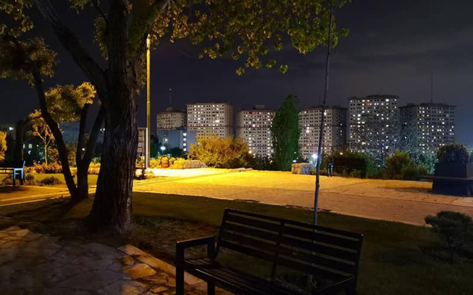 فضای پارک پلیس تهران در شب