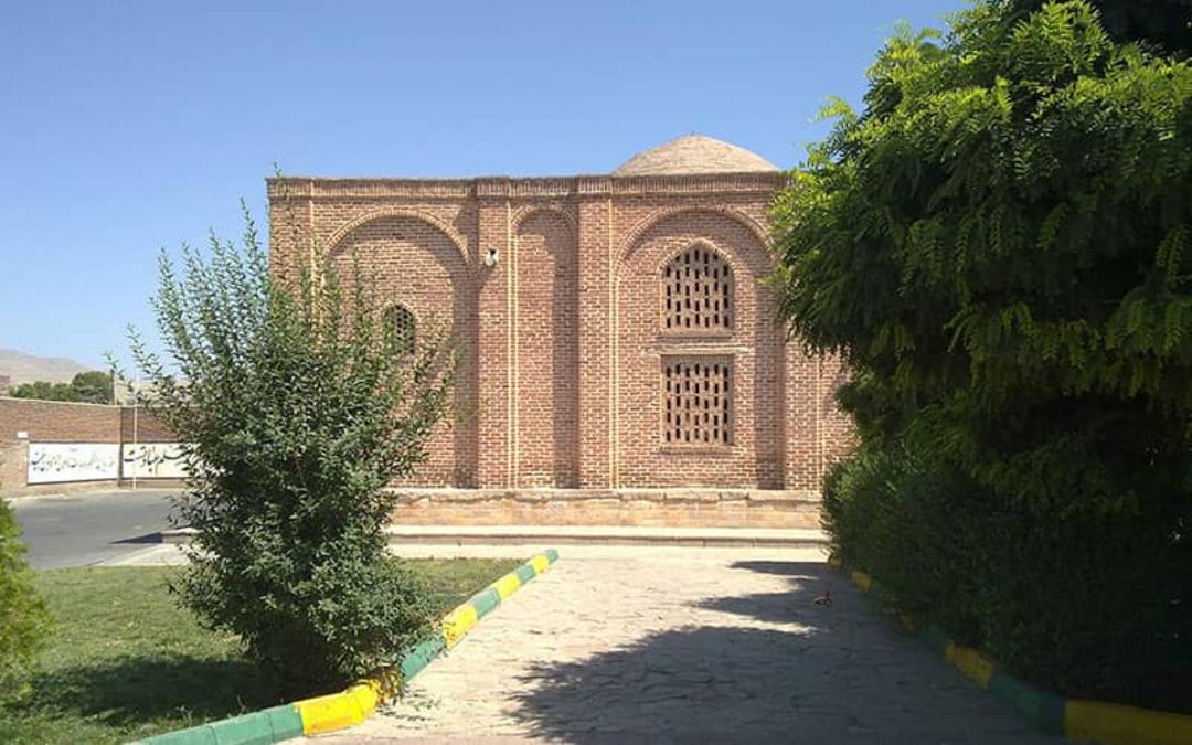 سازه ای تاریخی از آجر