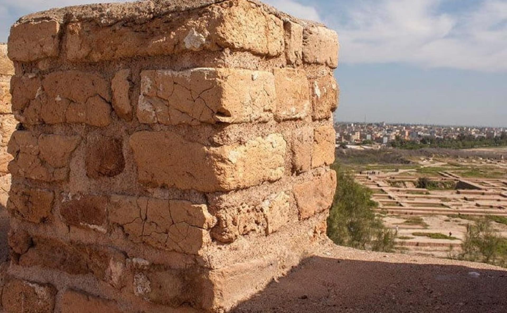 چشم انداز قلعه شوش