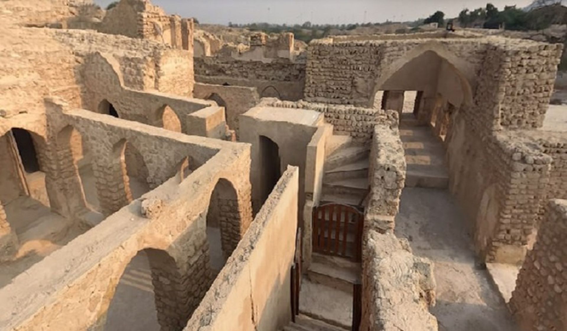 خانه اعیانی کیش