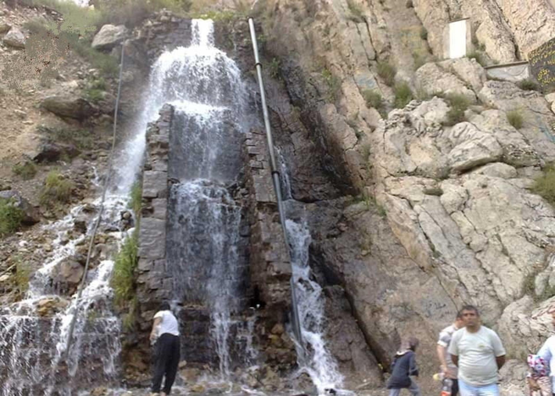 آبشار قلعه دختر