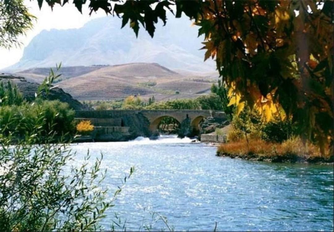 چشم انداز پل زمان خان