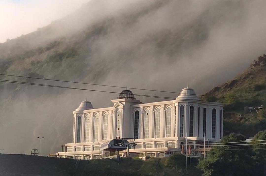 هتل دهکده گردشگری حیران
