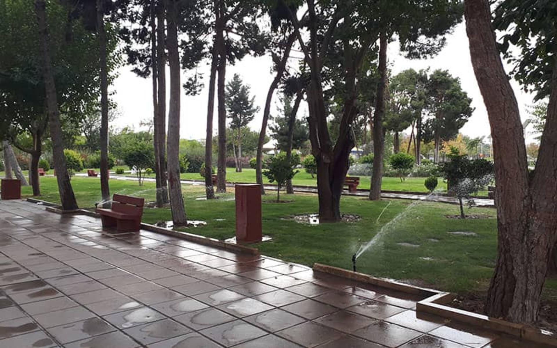 فضای سبز بوستان ولایت