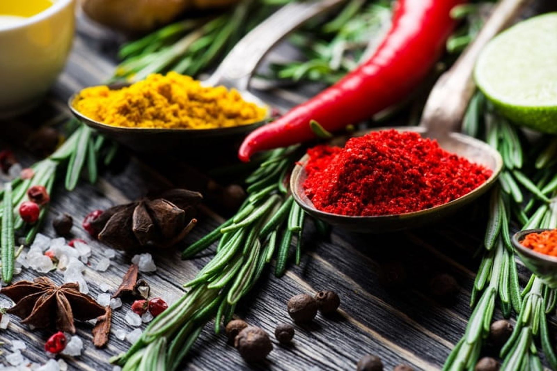 مضرات غذای تند