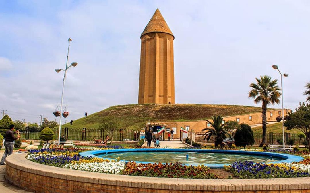 برج گنبد قابوس