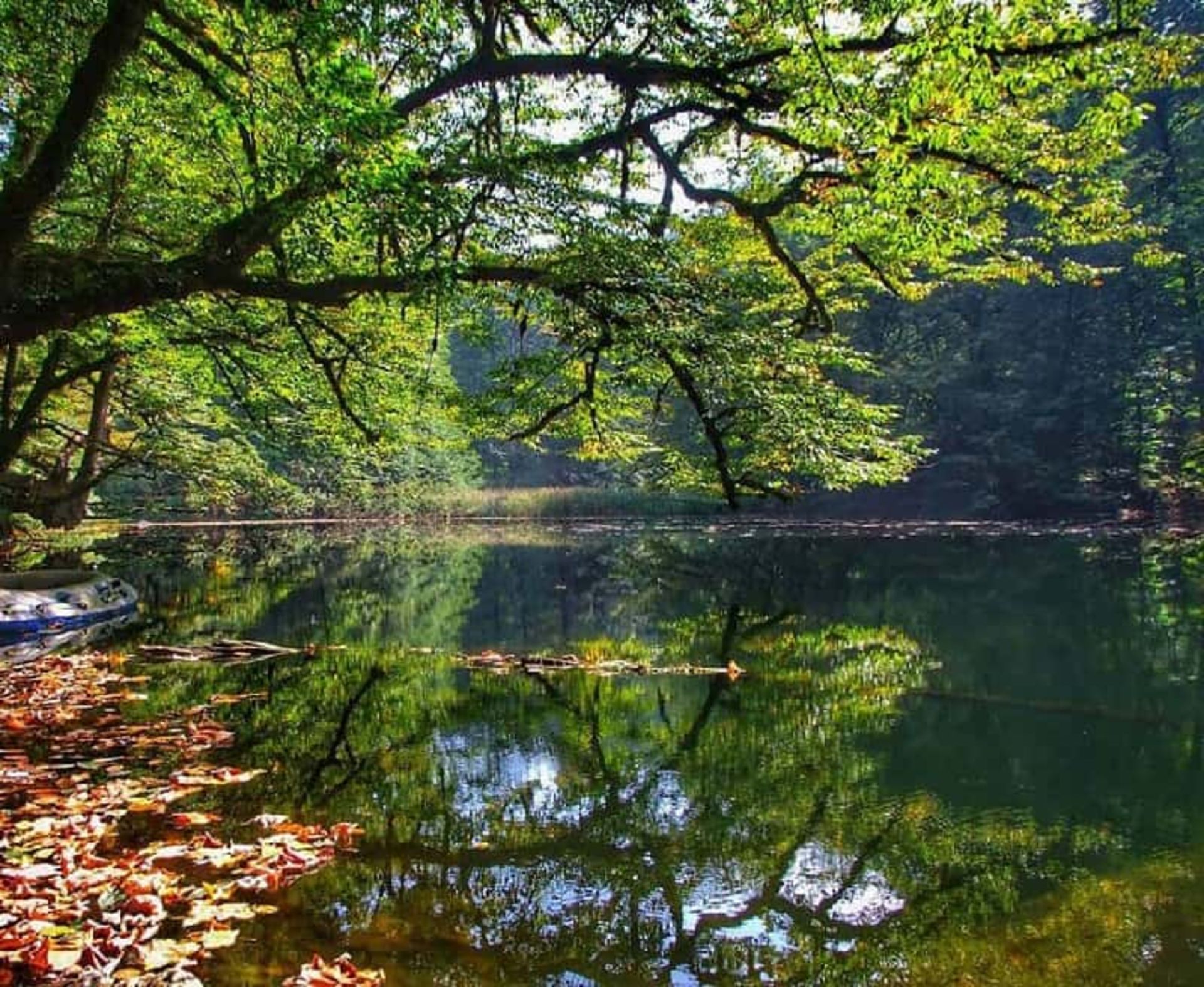 تابستان دریاچه فراخین
