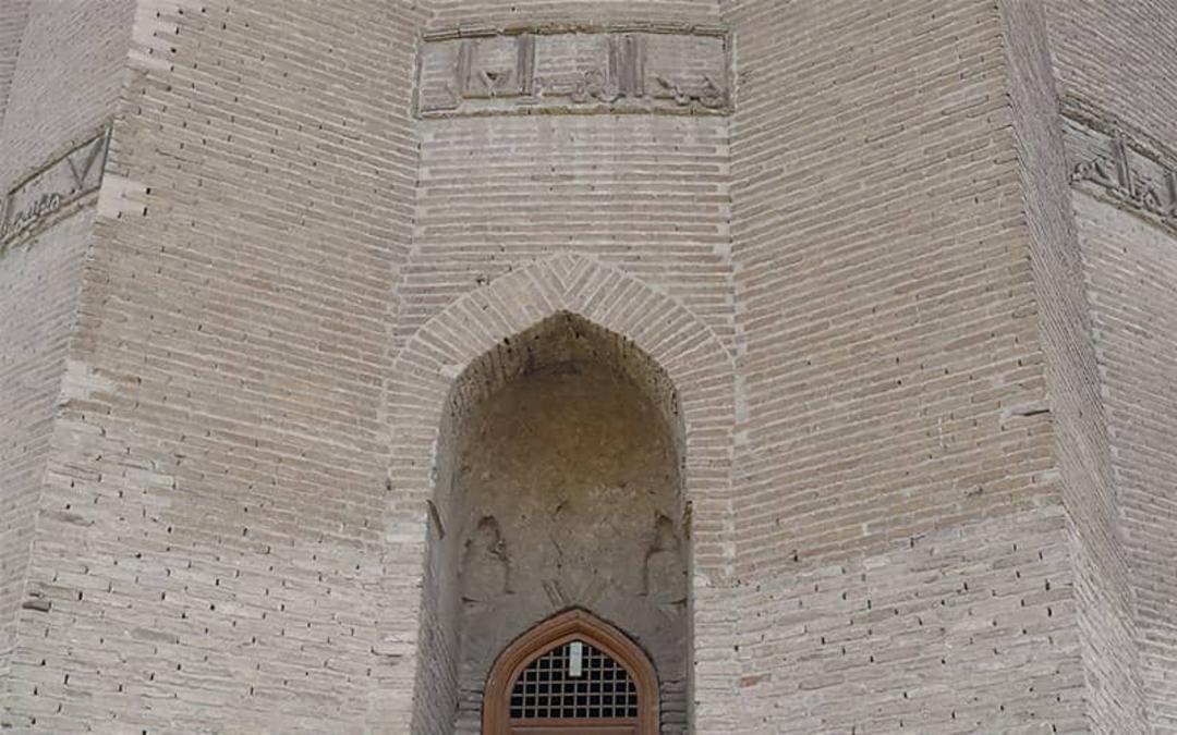 برج گنبد قابوس