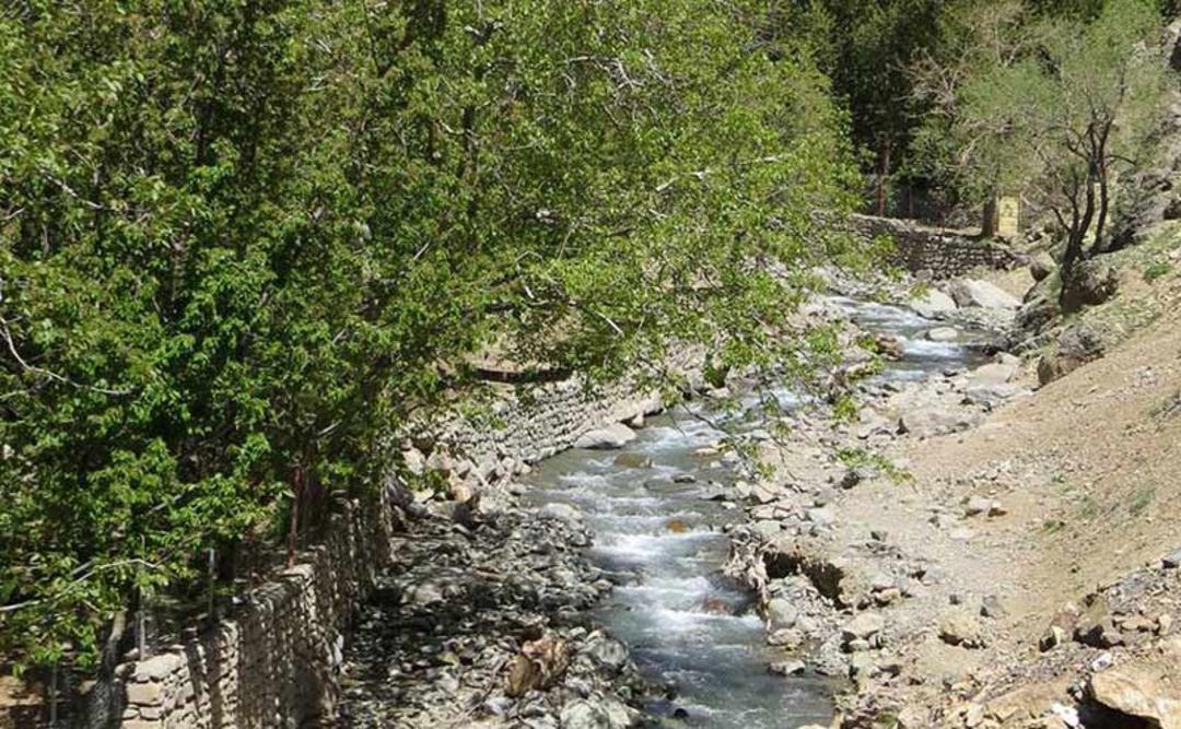 رودخانه سنگان در مسیر روستای سنگان