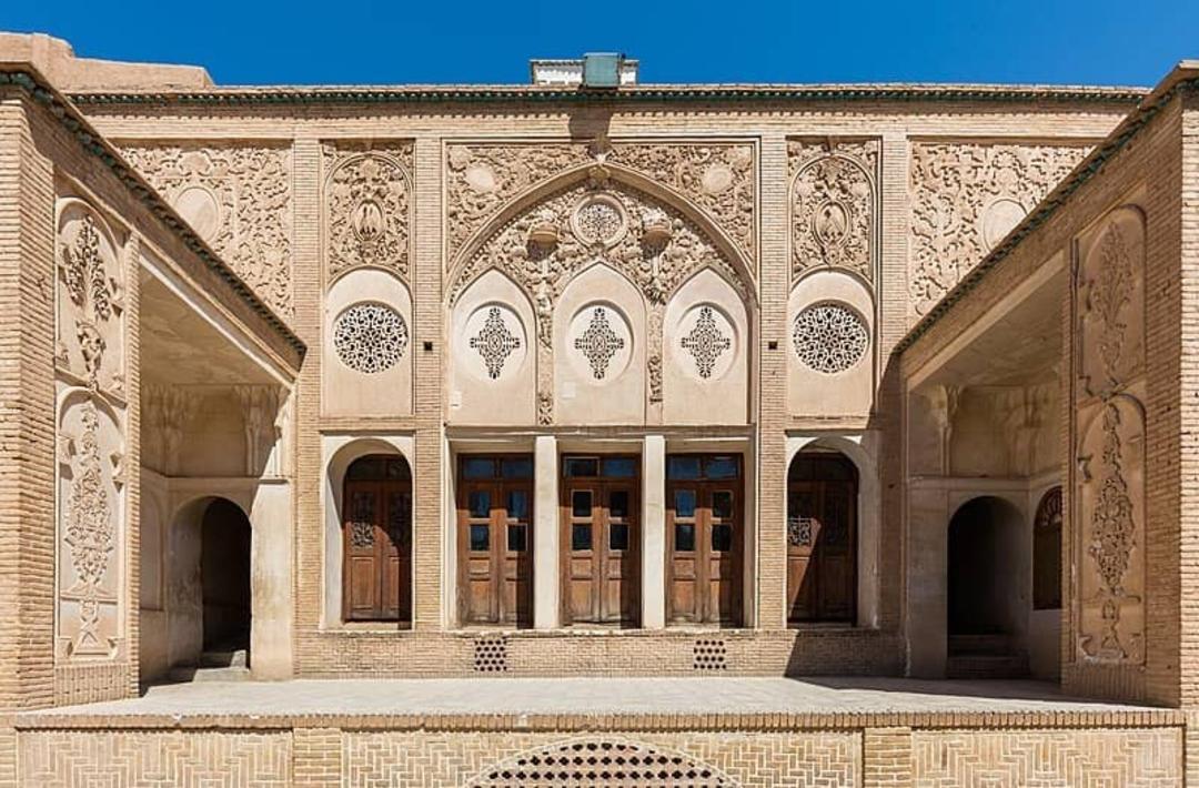 خانه تاریخی بروجردی