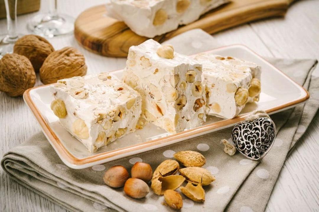 تفاوت گز و نوقا