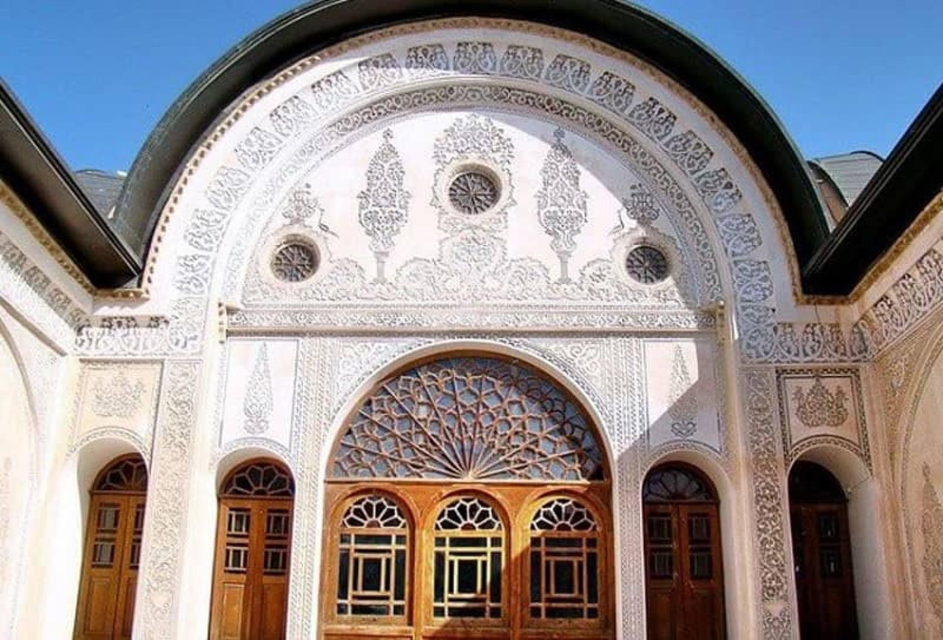 خانه تاریخی بروجردی