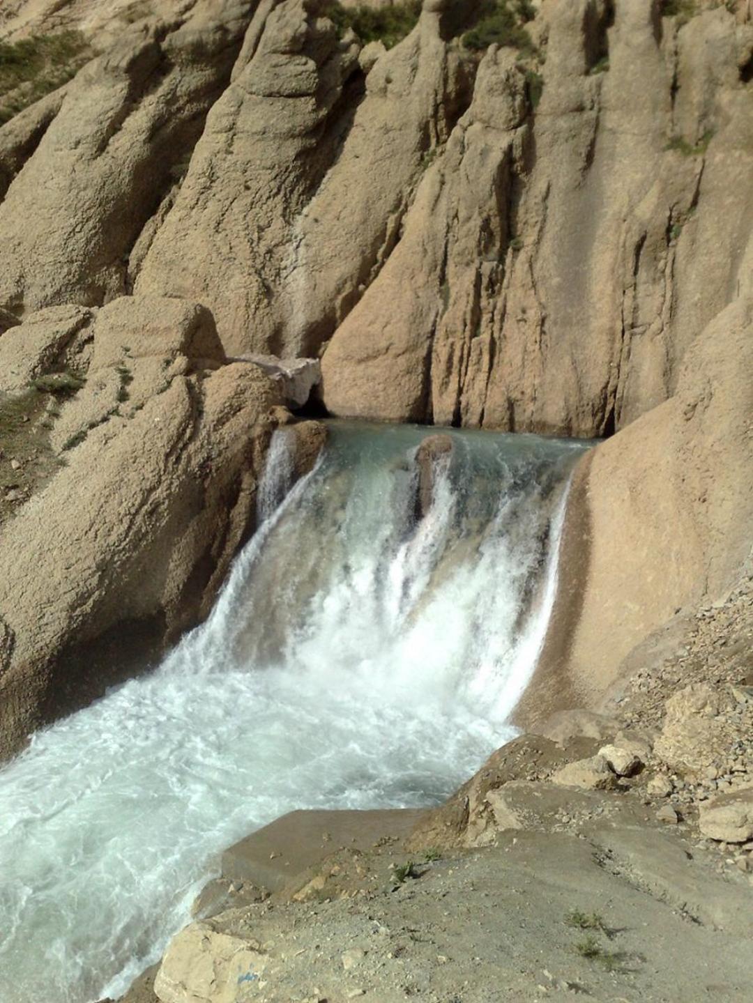 چشمه کوهرنگ