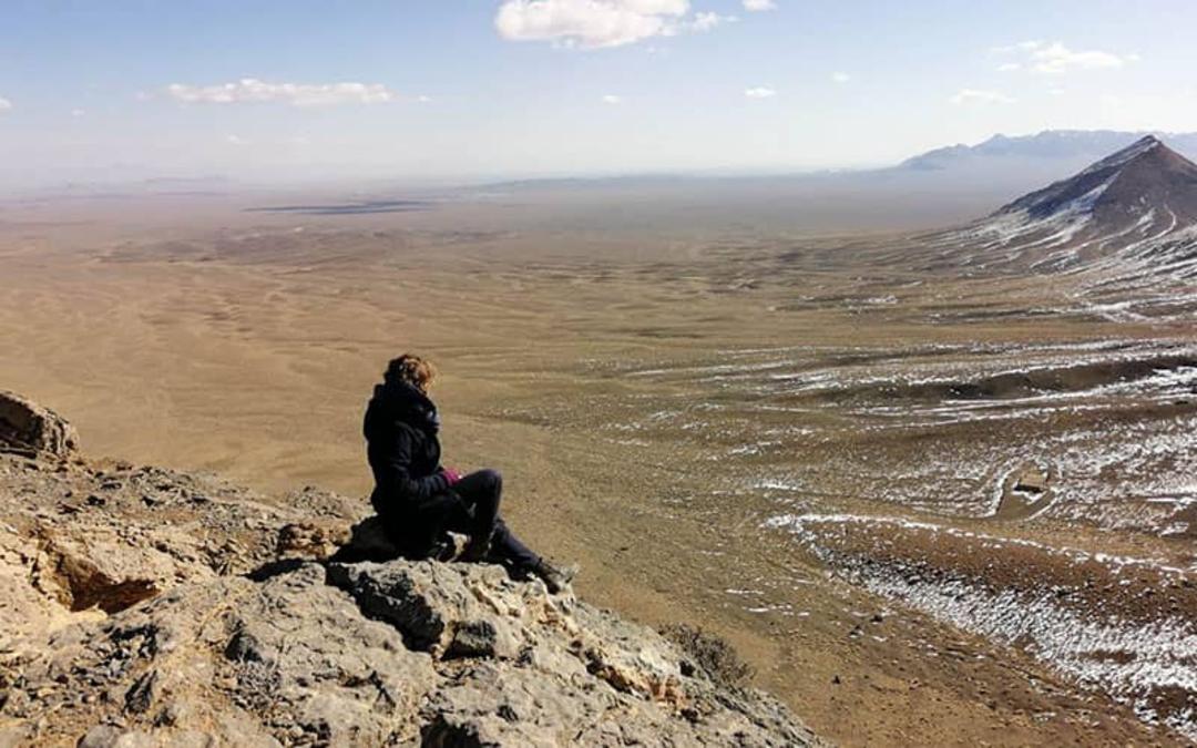 بانویی بر فراز کوه