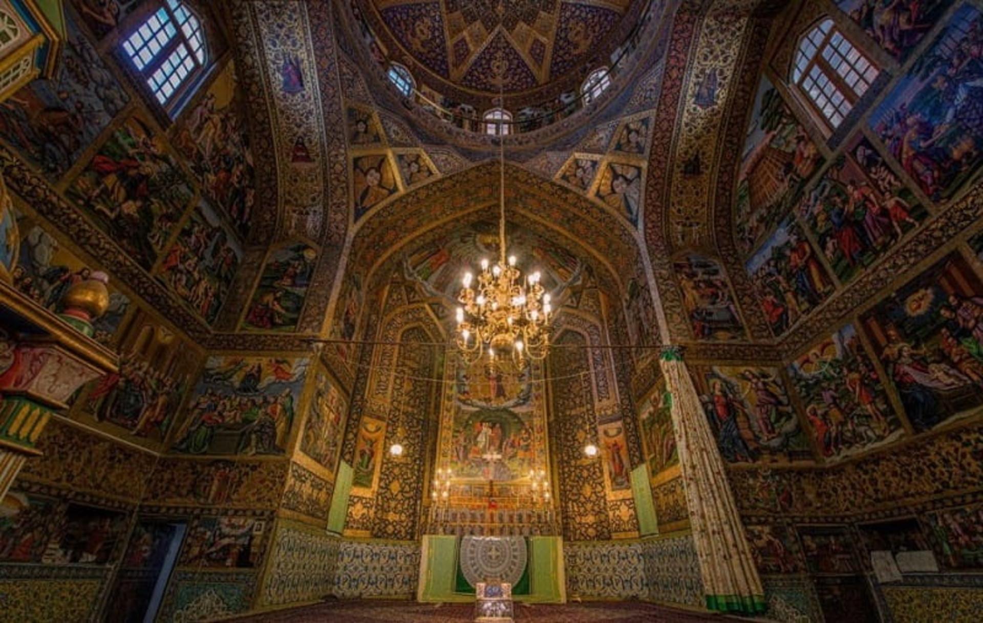 داخل موزه کلیسا وانک