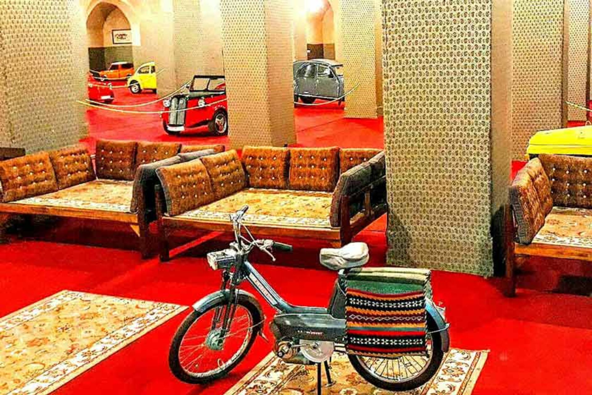 موزه خودروهای تاریخی و دست ساز یزد