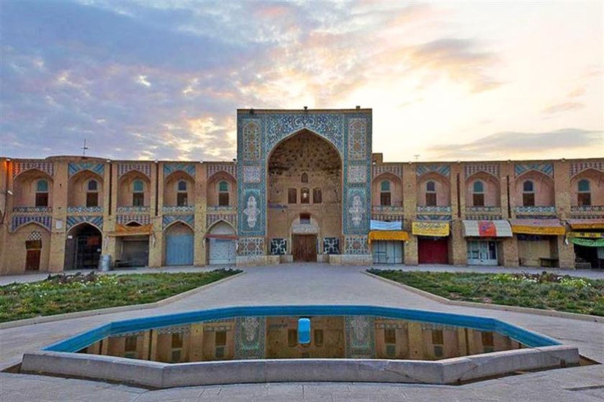 کاروانسرای گنجعلی خان کرمان