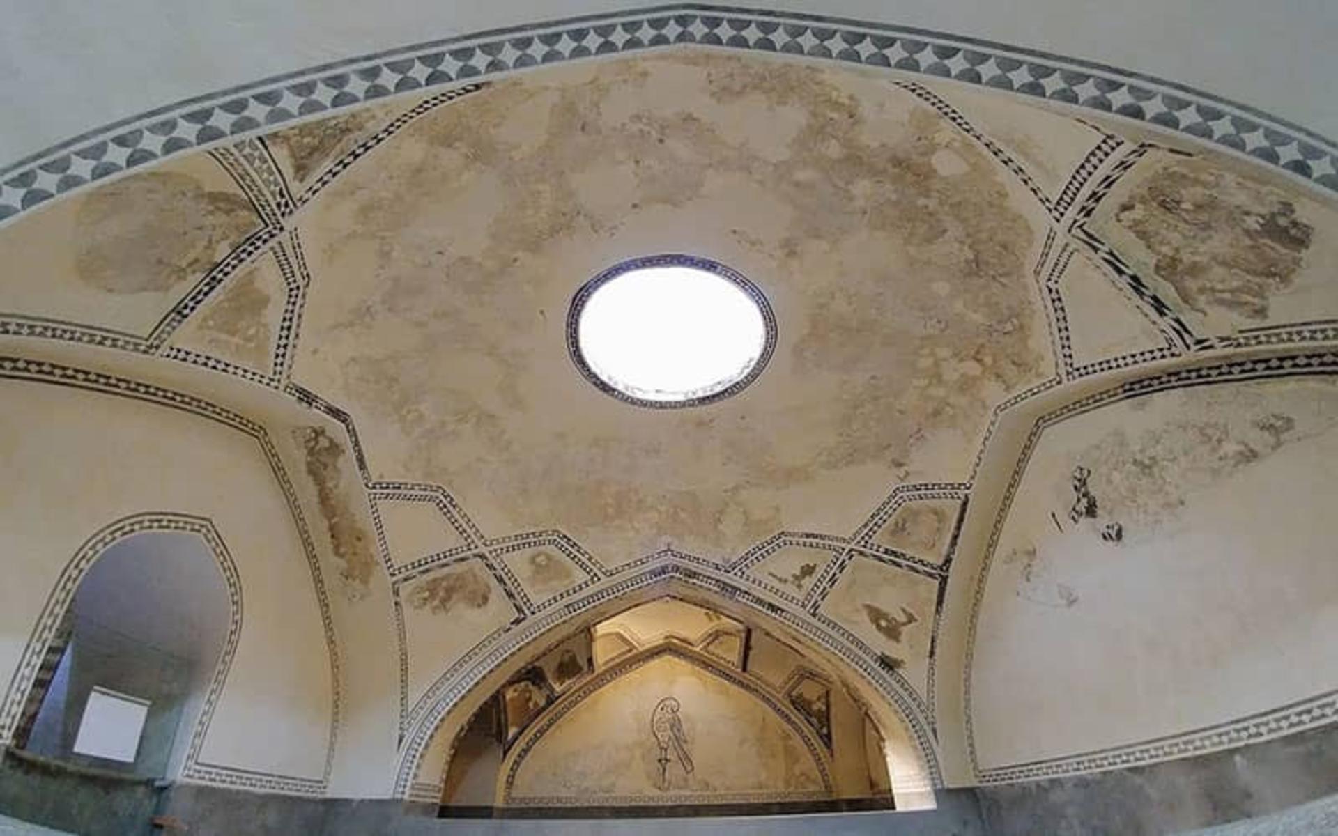 سقف حمام وکیل