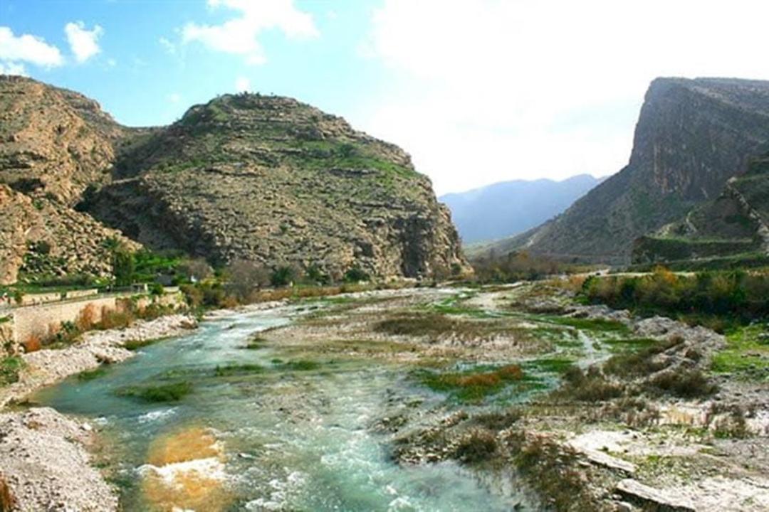 رودخانه شاپور در تنگ چوگان فارس