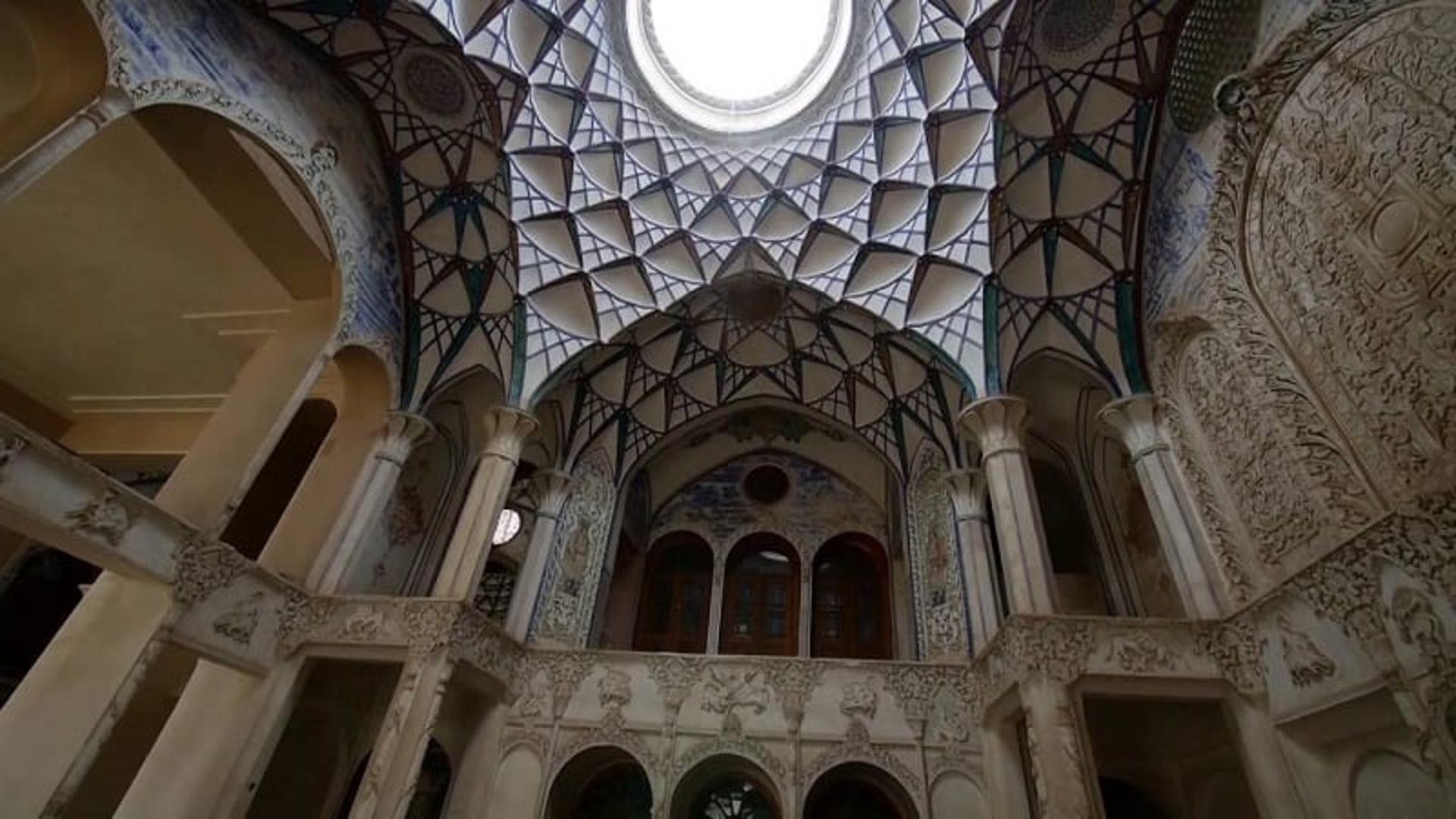 خانه تاریخی بروجردی
